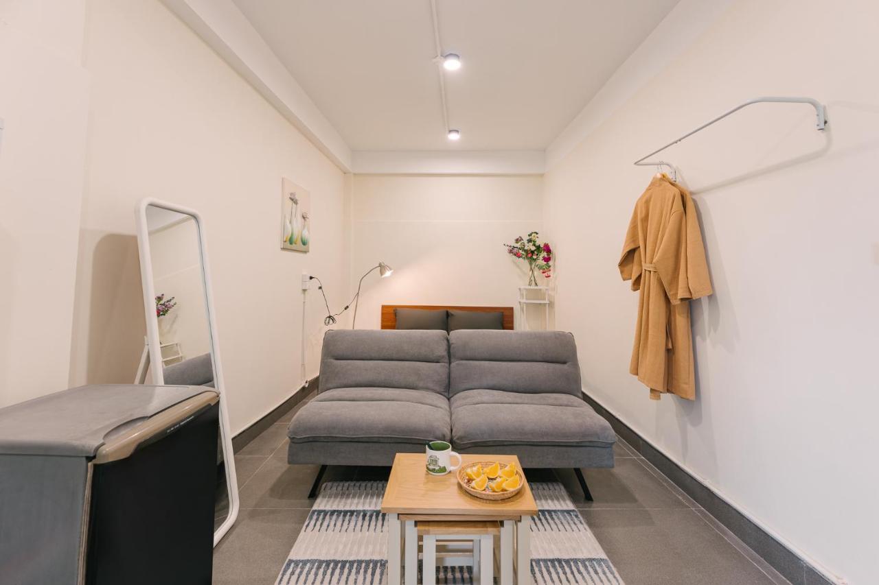 Delapong Homestay - 50M To Hoan Kiem Lake Hanoi Esterno foto