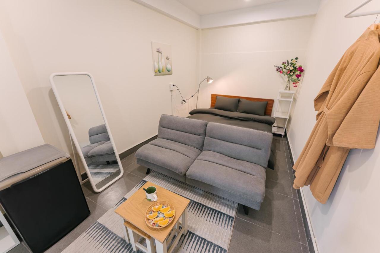 Delapong Homestay - 50M To Hoan Kiem Lake Hanoi Esterno foto